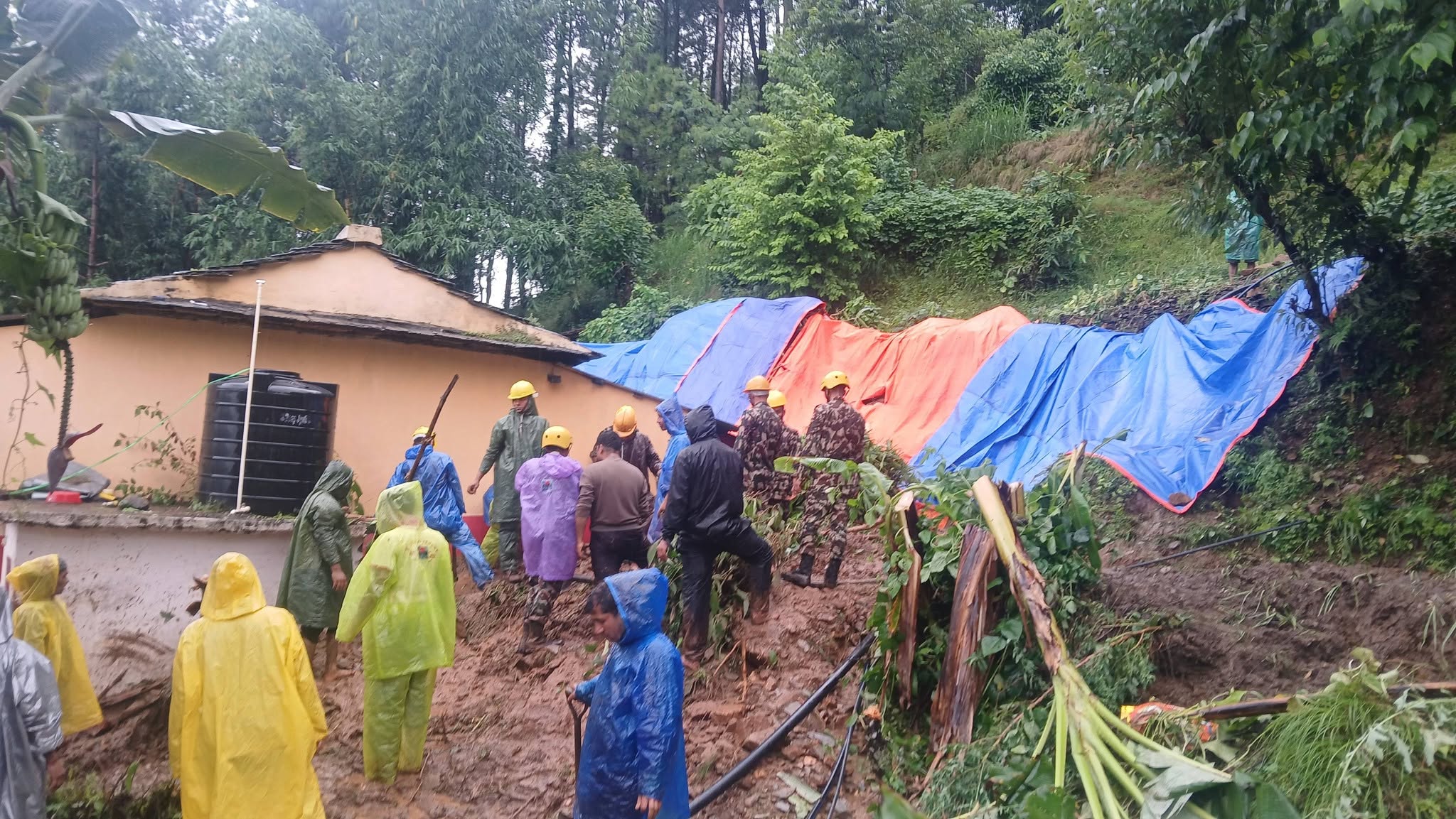 म्याग्दीमा भारी वर्षा, दरबाङ र कुहुँ पहिरोको उच्च जोखिममा