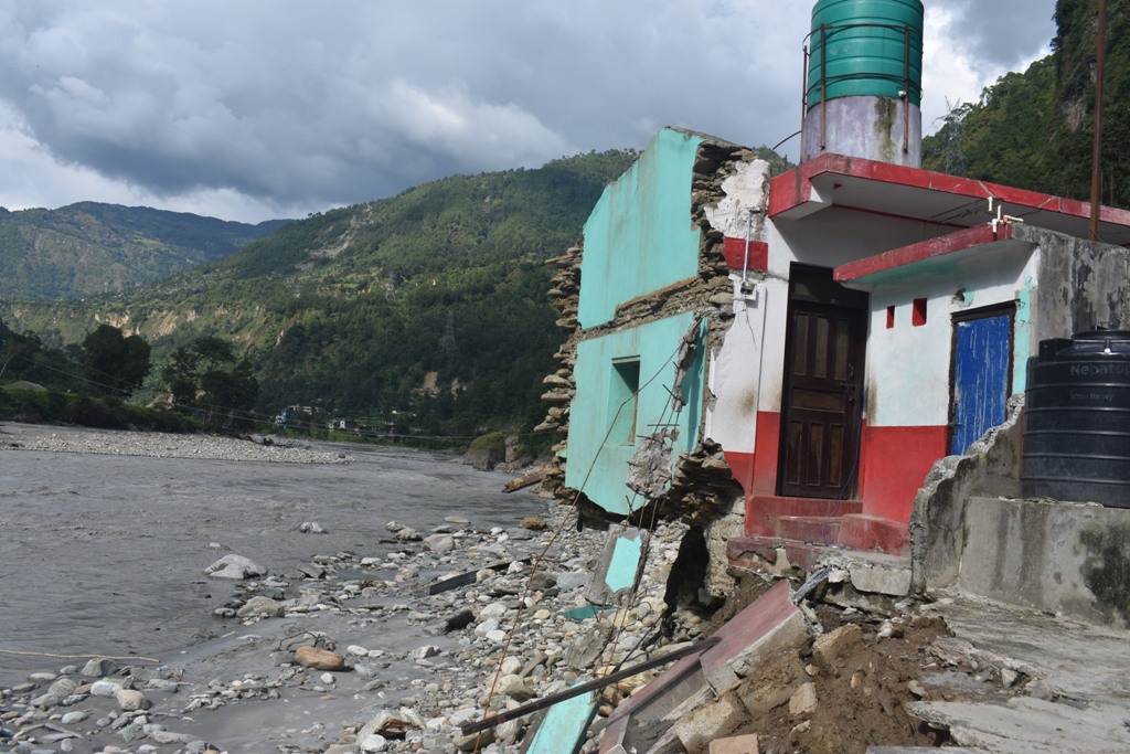 फर्सेको दर्दनाक कथाः बग्यो घर,उजाडियो बस्ती